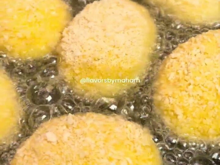 Crispy Cheesy Bread Rolls (Chicken Filling)