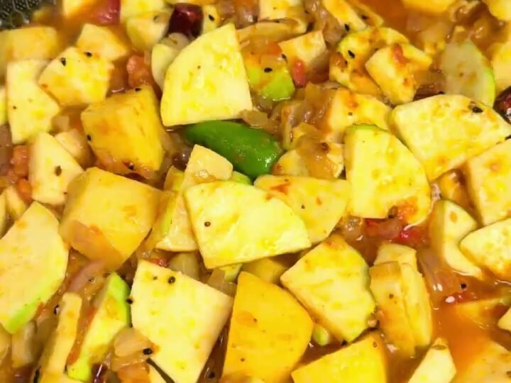 Quick Tinday Aloo