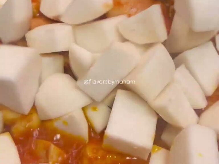 Shaljam Chicken (Turnip & Chicken Curry)